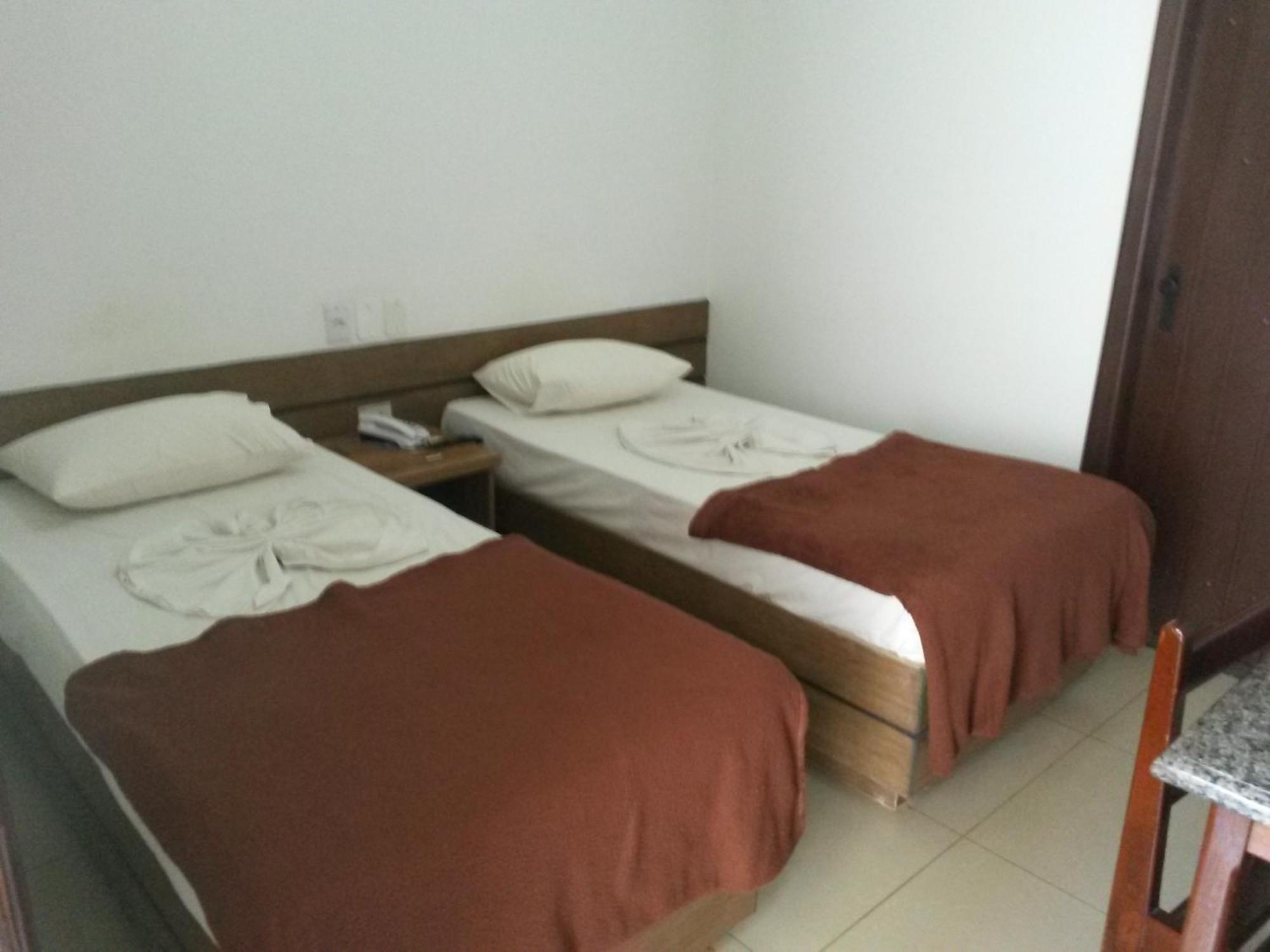 Twin Room,711477130:JPEG
